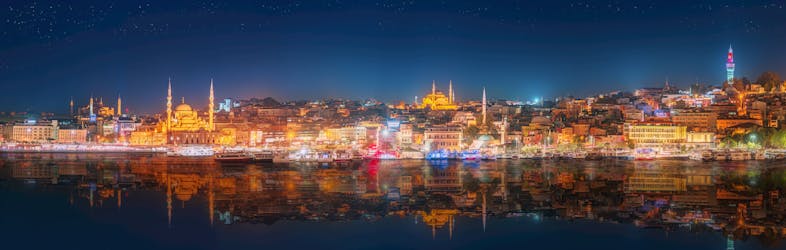 All-inclusive Bosporus-cruise met diner en Turkse avondshow